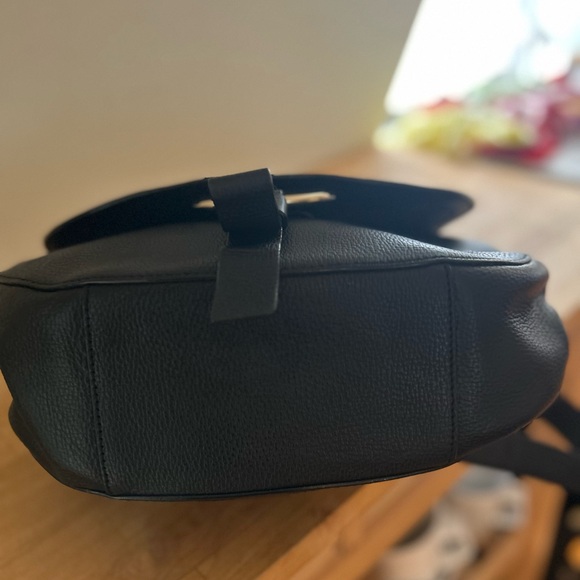 Kate Spade Clarke Street Kamille Black Leather Crossbody Saddle Bag - Picture 2 of 5